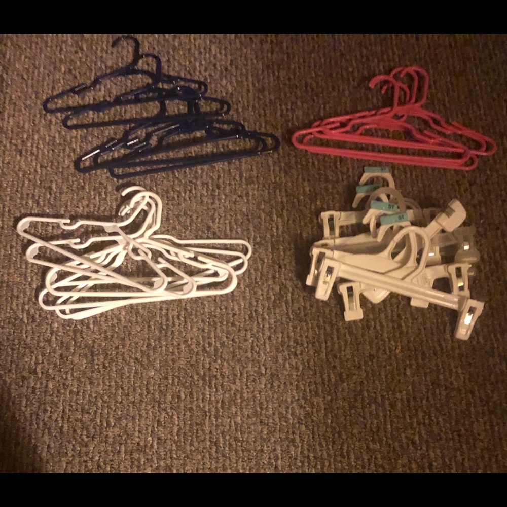 Plastic hangers for kids’ / children’s clothing